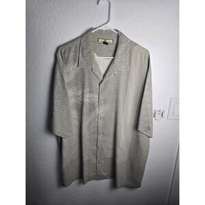 Tommy Bahama 100% Silk size xl wood buttons Hawaiian vacation wear gray